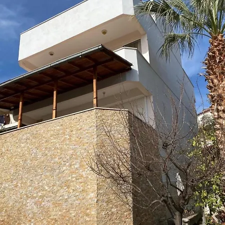 Detached House In Kaz Mountains ادرميت