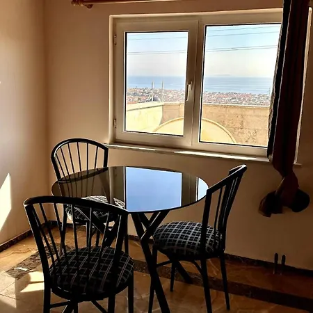 Detached House In Kaz Mountains فيلة ادرميت